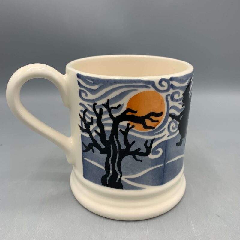 1/2 Pint Mug The Wise Witches