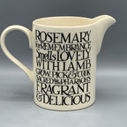 Mittlerer gerader Krug schwarzer Toast
