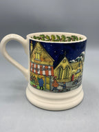 1/2 Pint Mug Green Christmas Town & Country