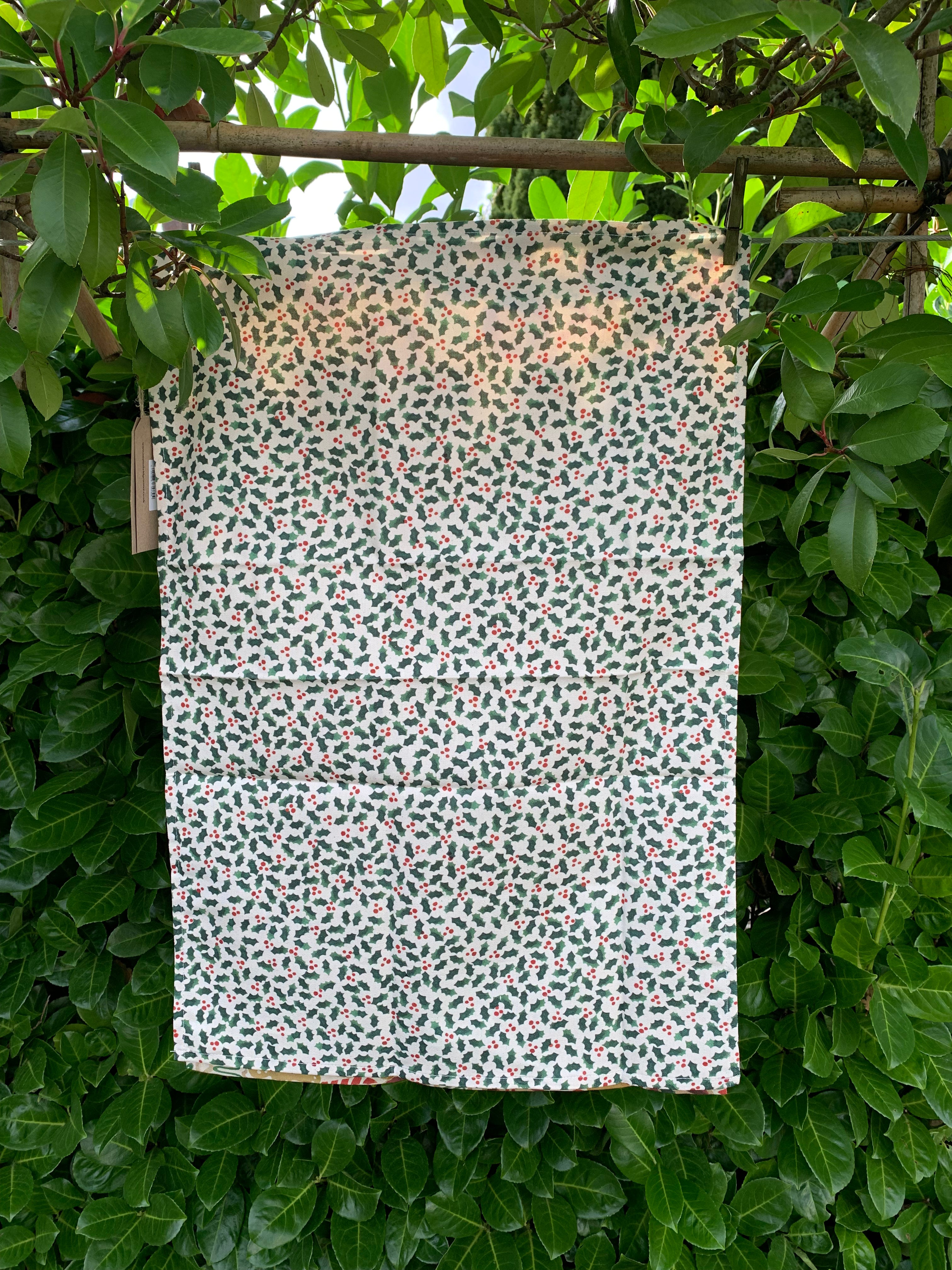Tea Towel Tiny Holly Scatter