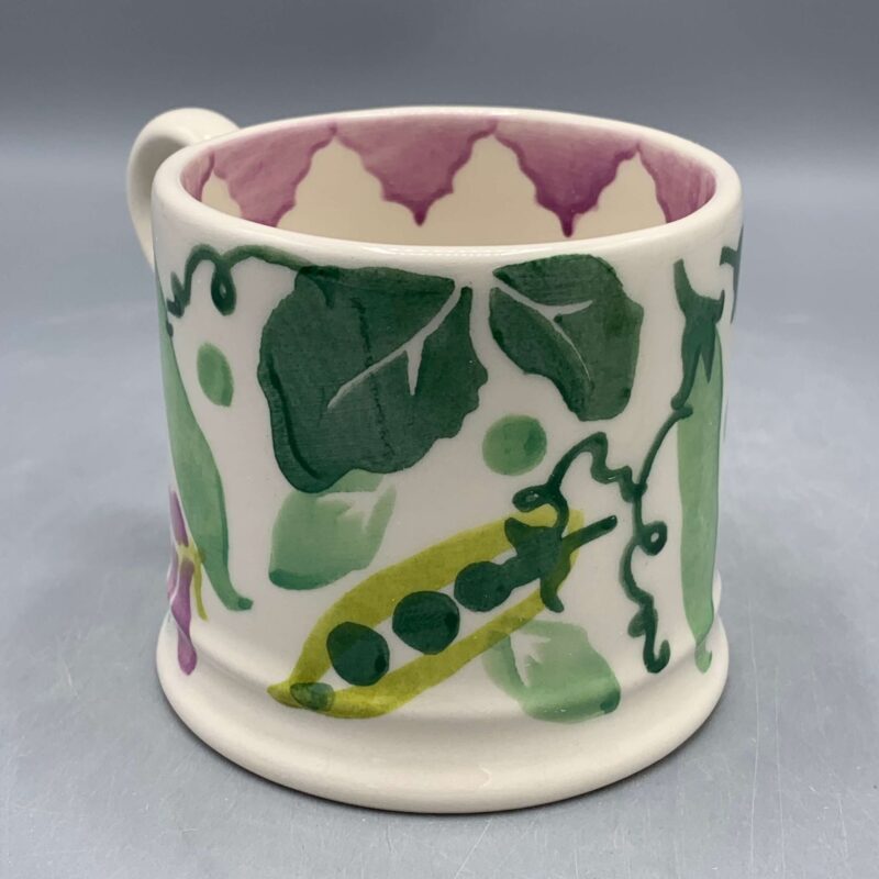 Kleine Tassen Erbsen &amp; Bohnen